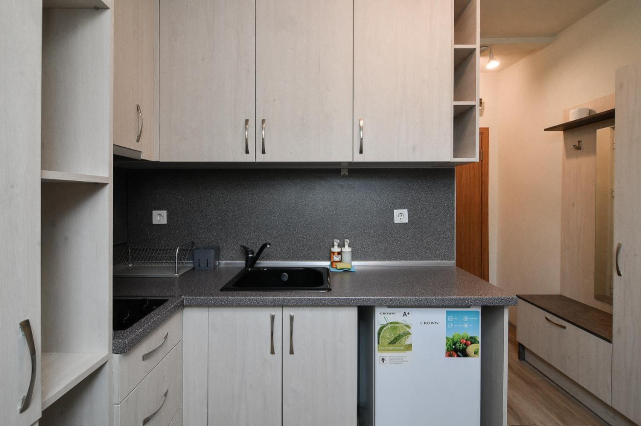 Small Studio On Budget In The Heart Of City 瓦爾納 外观 照片